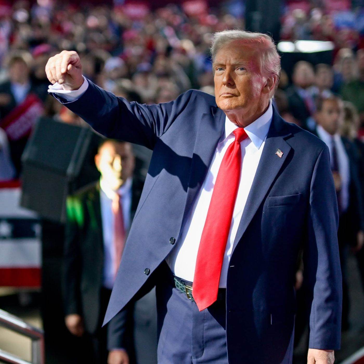 Donald Trump aprobă noi standarde pentru consumul de combustibil, abandonând politica de promovare a vehiculelor electrice