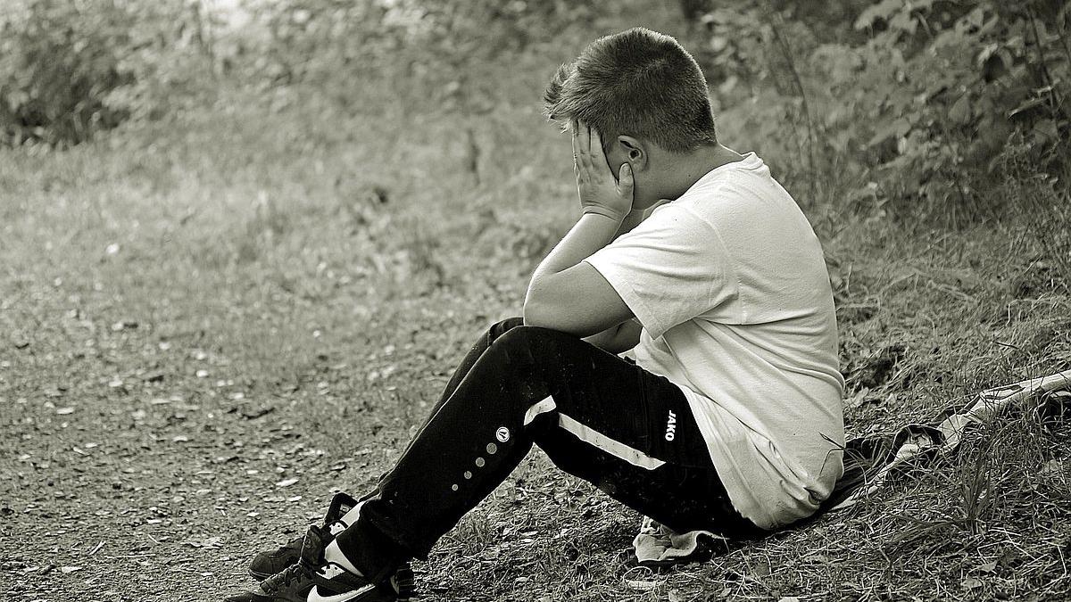 Drama unei mame din Botoșani: Copilul de 11 ani nu s-a mai întors din Italia după un tratament medical