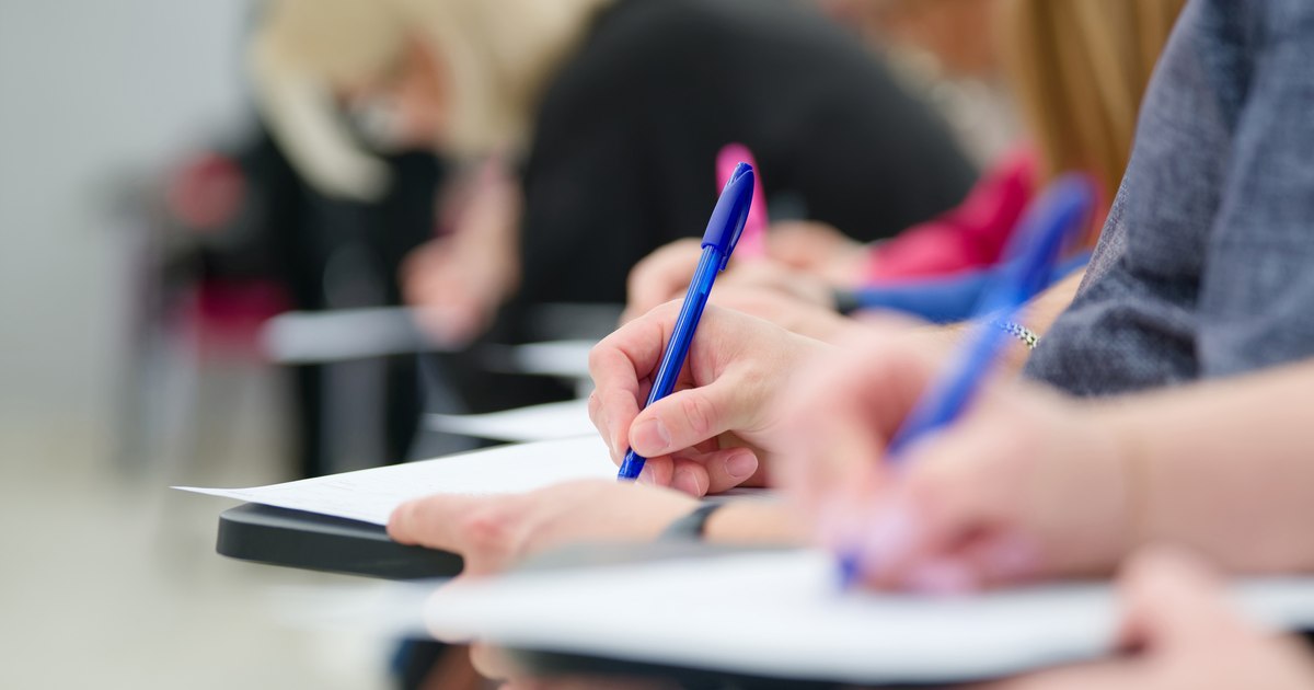 Performanța elevilor din România este strâns legată de implicarea părinților, conform datelor PISA 2025