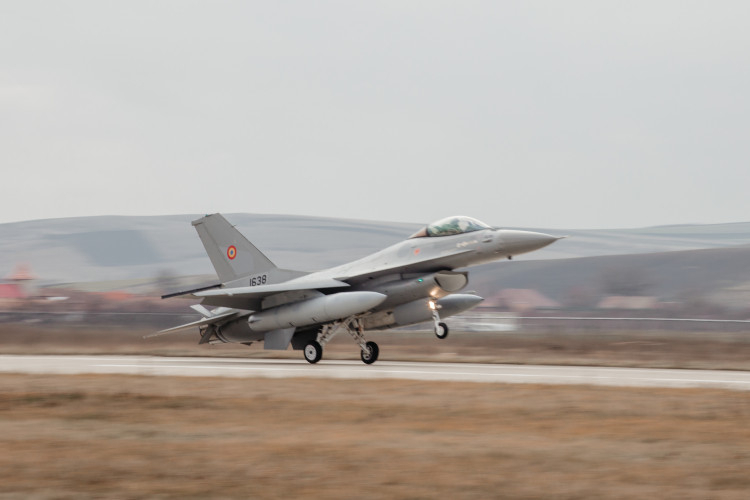 Echipă specializată a MApN a fost trimisă în Tulcea pentru căutarea unei drone dispărute de pe radare