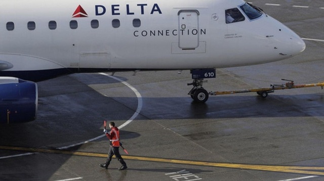 Aterizare de urgență în Portugalia pentru un avion Delta Air Lines după detectarea fumului în cabină
