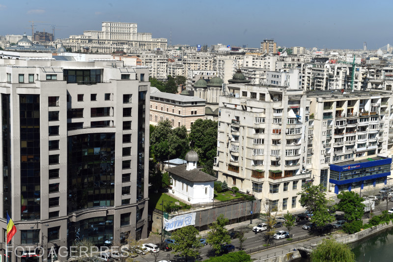 Restricții la alimentarea cu apă caldă în București: peste 1.800 de blocuri vor fi afectate în Sectoarele 4 și 5
