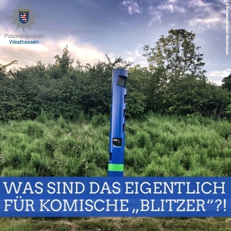 Stâlpii albaștri de pe drumurile din Germania confundati cu radarele de viteza de catre soferii auto
