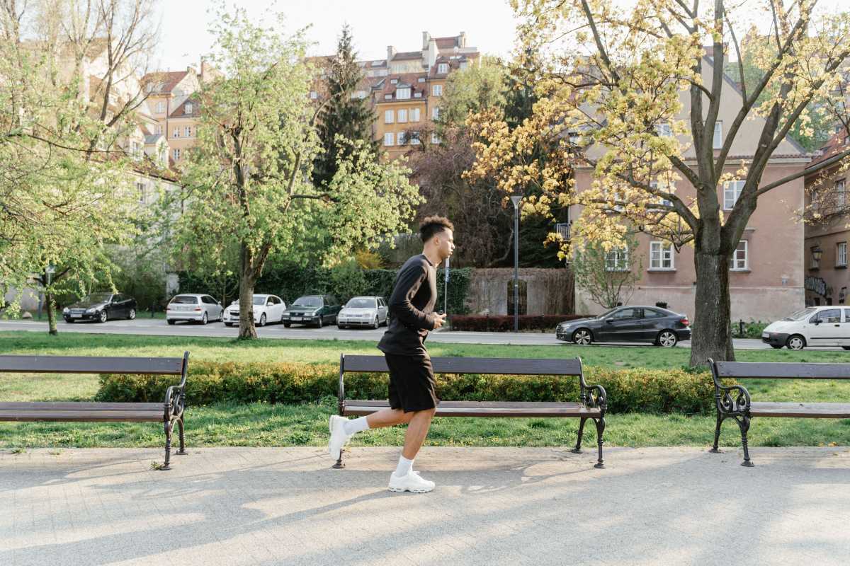 Efecte imediate asupra creierului după doar 10 minute de alergare ușoară