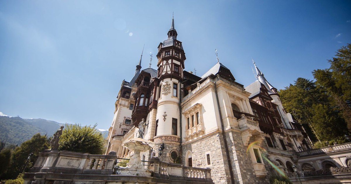 Restaurarea acoperișului Castelului Peleș: soluții tehnologice pentru păstrarea identității monumentului
