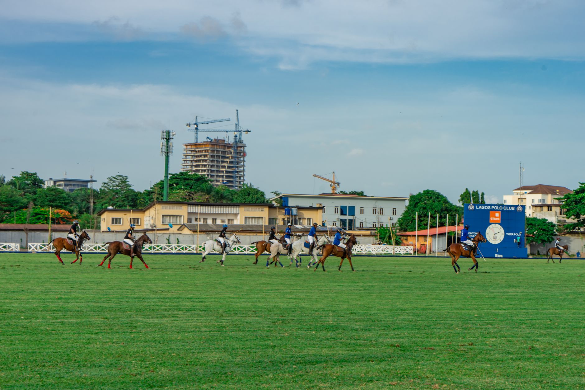 Nadia Comăneci a deschis Singureni Manor Polo Cup 2026, un eveniment de elită la aproape de București