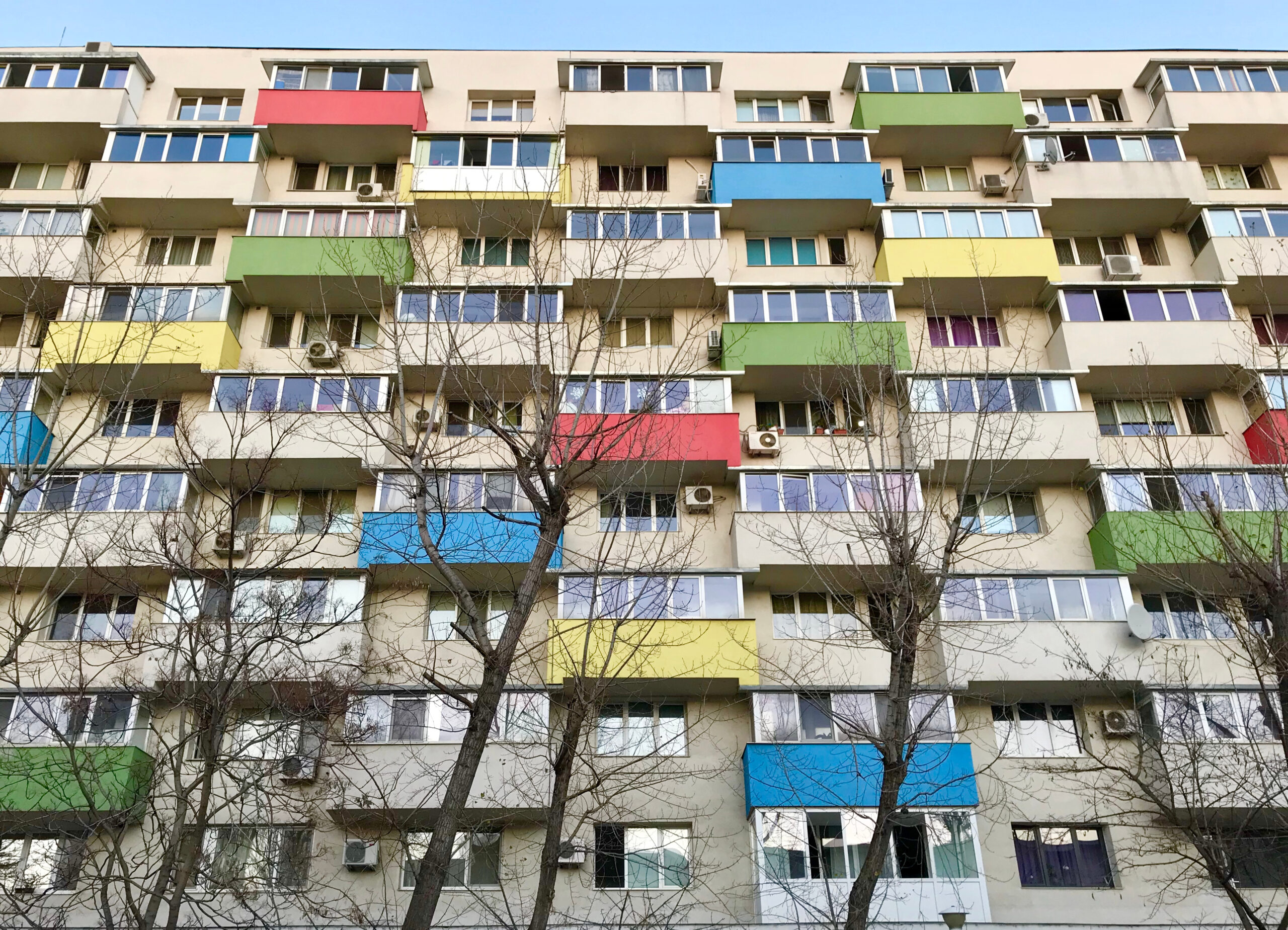 România ocupă primul loc în UE la capitolul locuințe supraaglomerate pentru tineri
