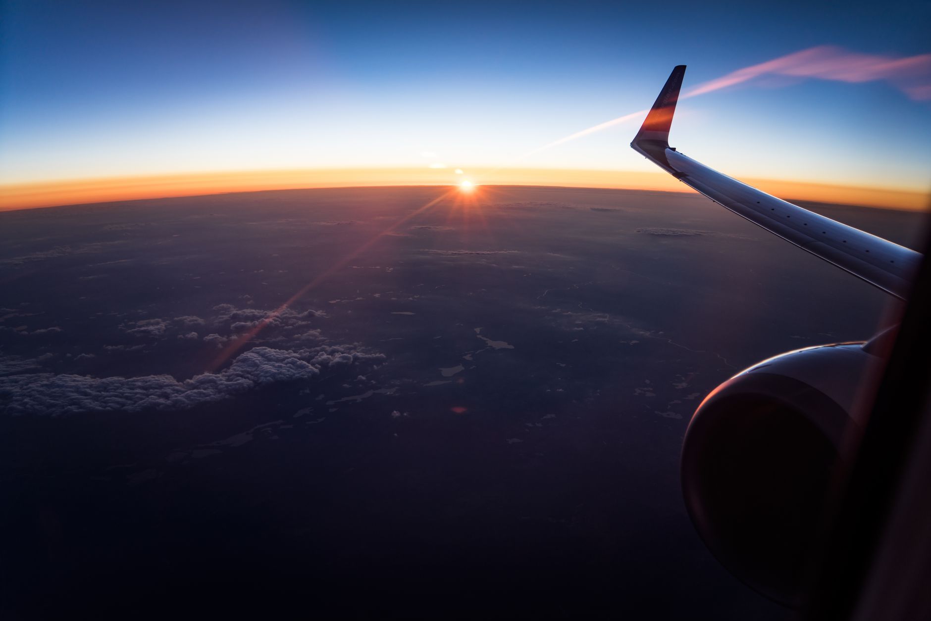 Prețurile la biletele de avion ar putea să se dubleze în următorii doi ani, avertizează un expert