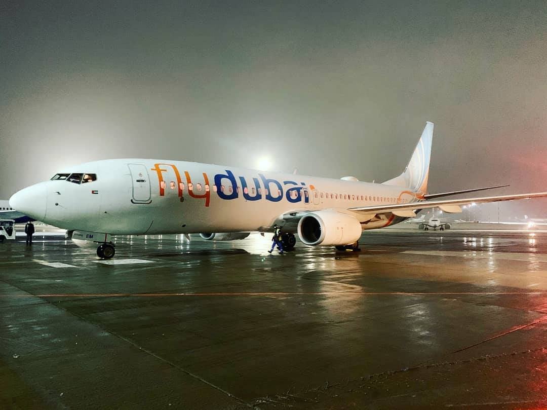 Un avion flydubai a aterizat de urgență în Arabia Saudită după semnale de deturnare și altercații între piloți
