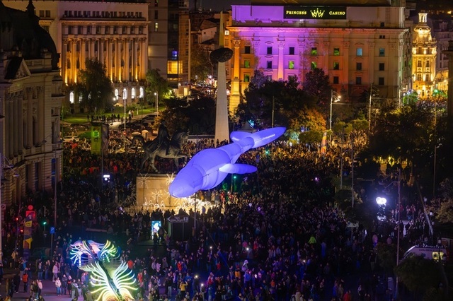 Spotlight transformă Bucureștiul într-un teren de joacă digitală prin 19 instalații imersive