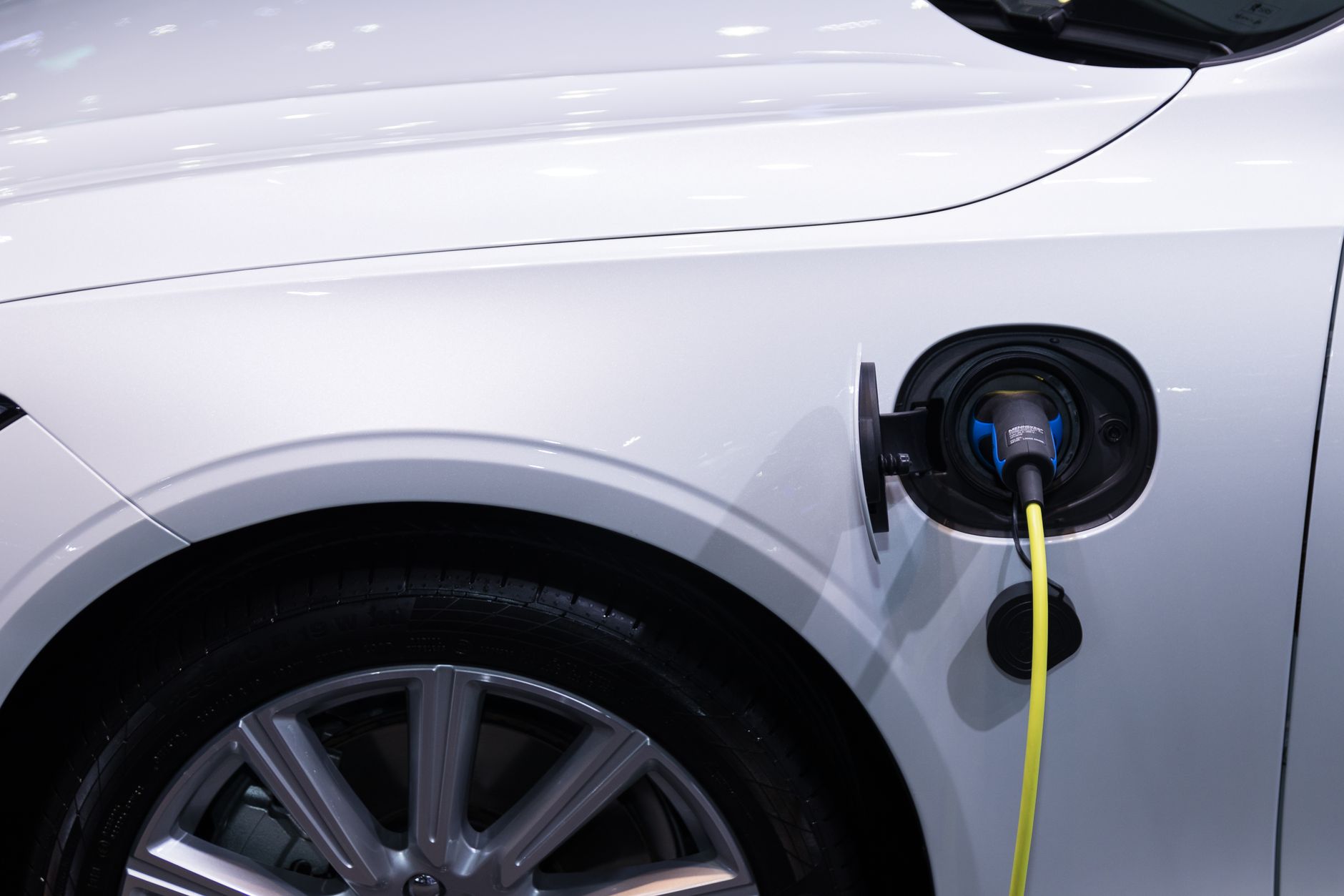 Piața auto din România în scădere în septembrie: BYD a depășit Volkswagen în topul înmatricărilor