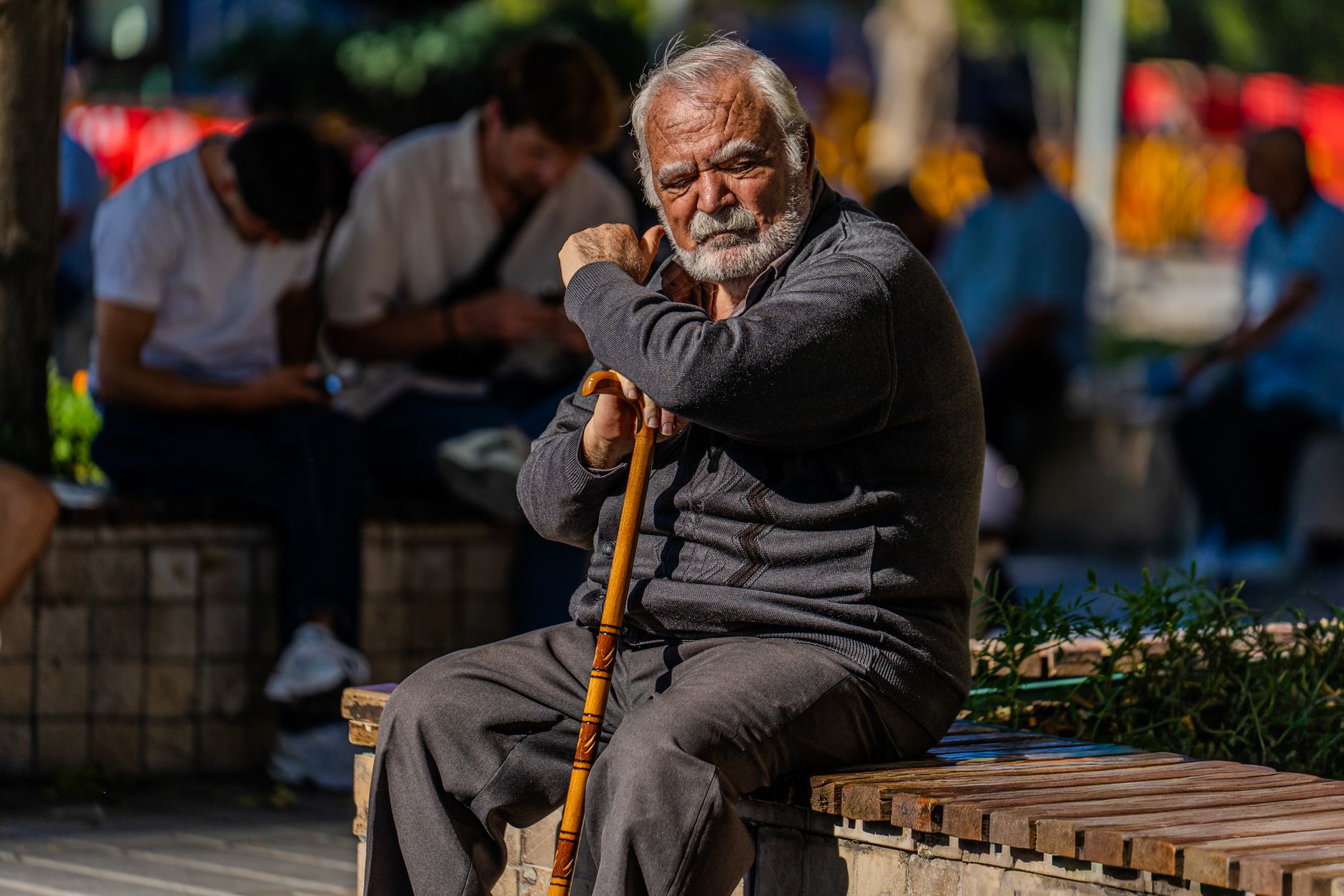 România se confruntă cu o îmbătrânire accelerată a populației: aproape 4 milioane de seniori