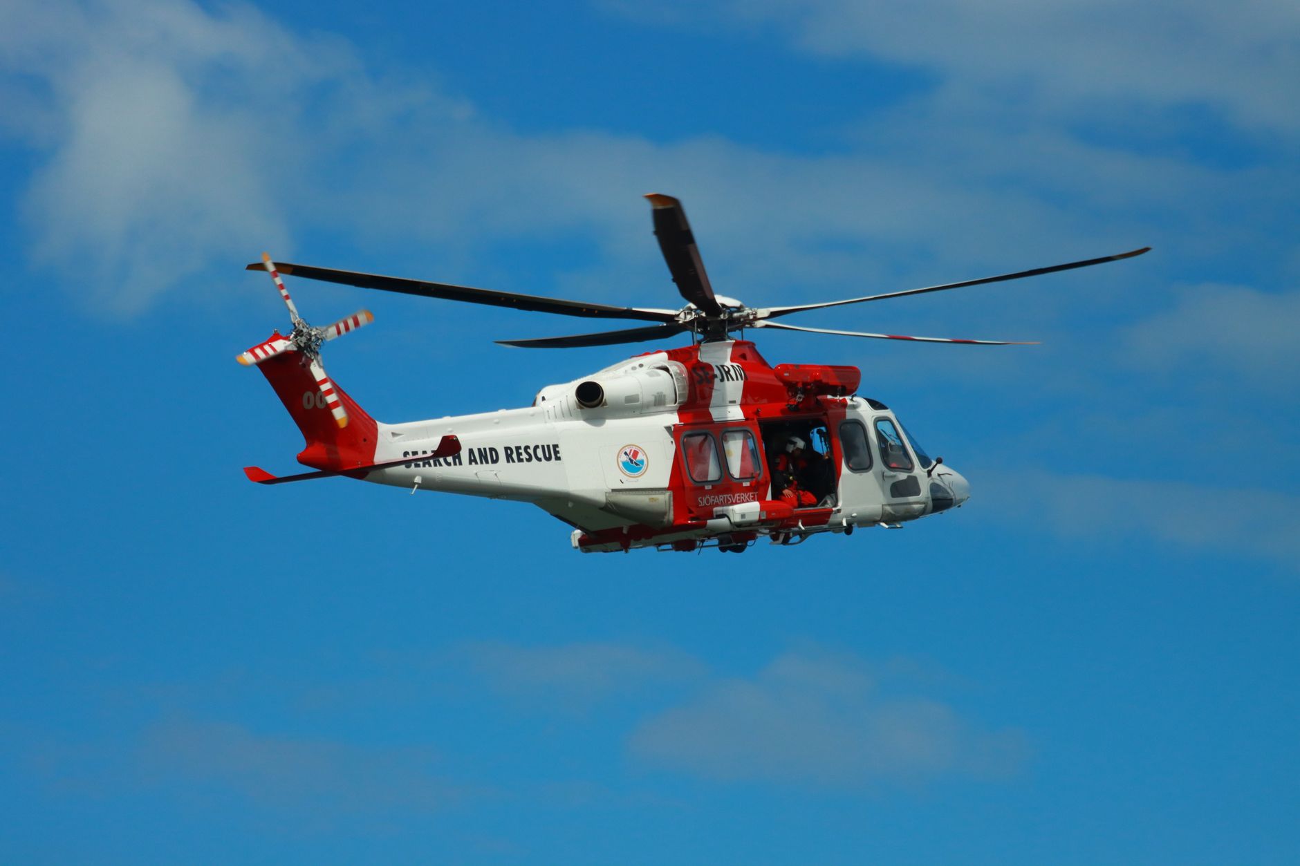 Accident tragic în California: Un elicopter medical s-a prăbușit în largul insulei Catalina