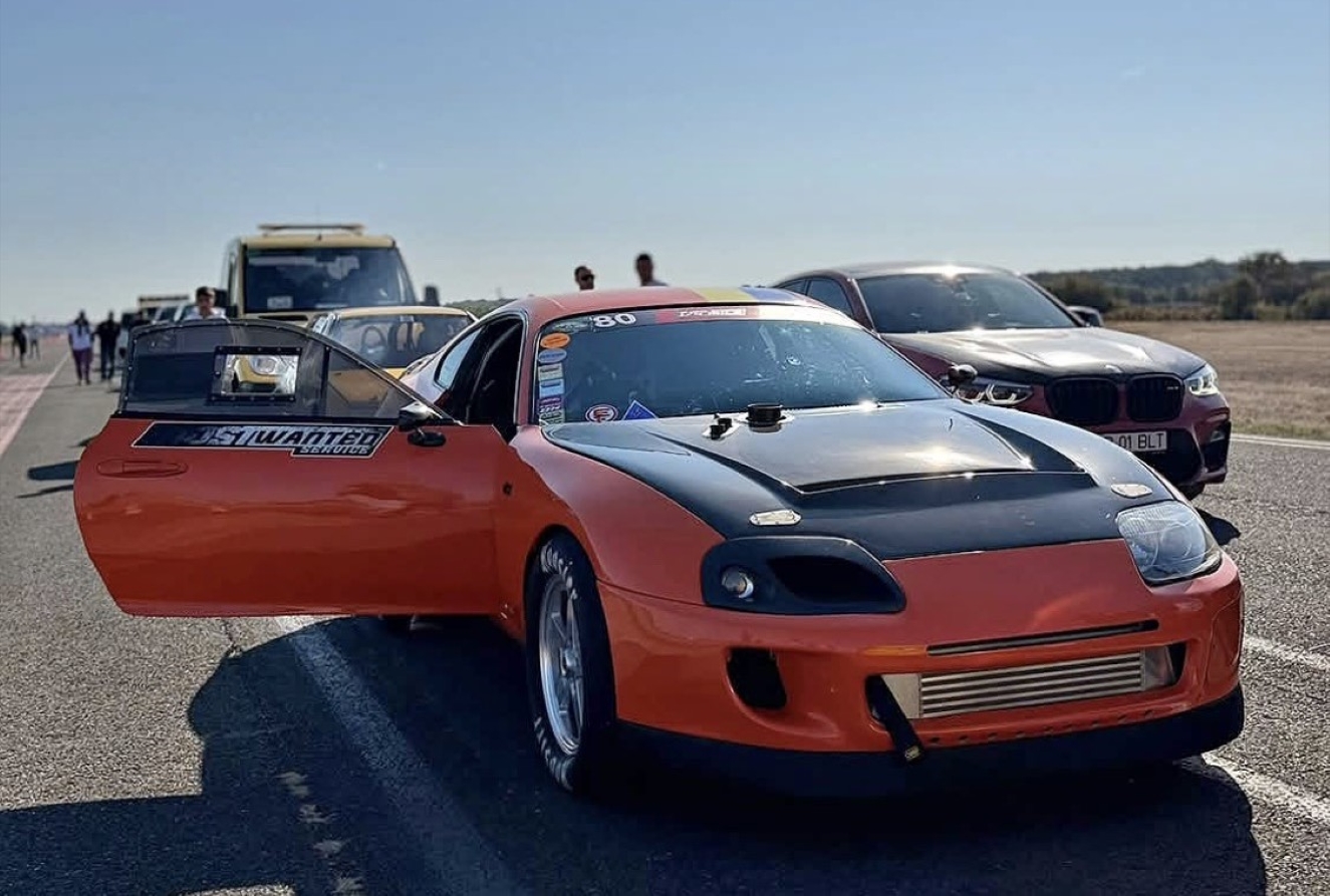 Aradul găzduiește finala europeană de drag racing: 165 de mașini și peste 165.000 CP pe pistă