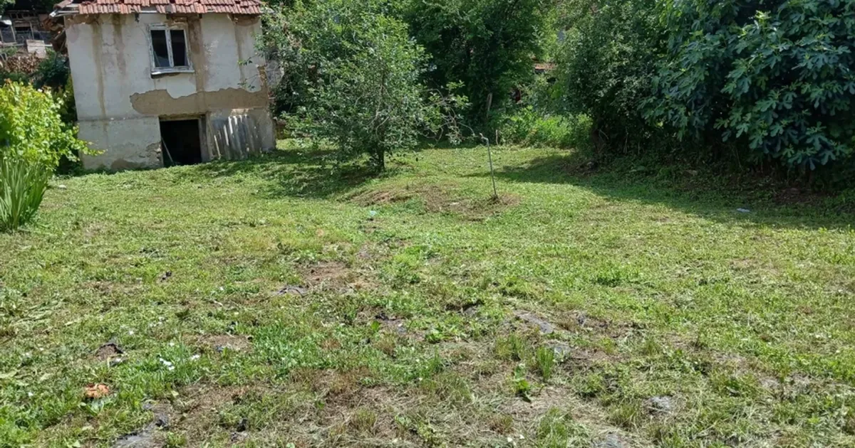 Proprietate ieftină lângă Dunăre: o casă și un teren la doar 10.000 de euro în Serbia