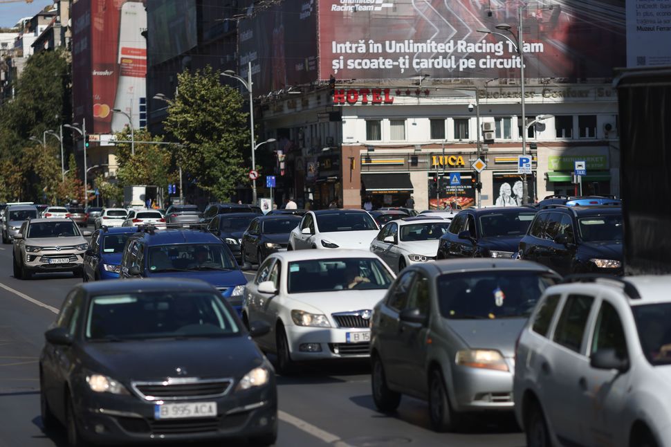 Cum poți plăti mai puțin la asigurarea RCA folosind mecanismul pentru asigurați cu risc ridicat