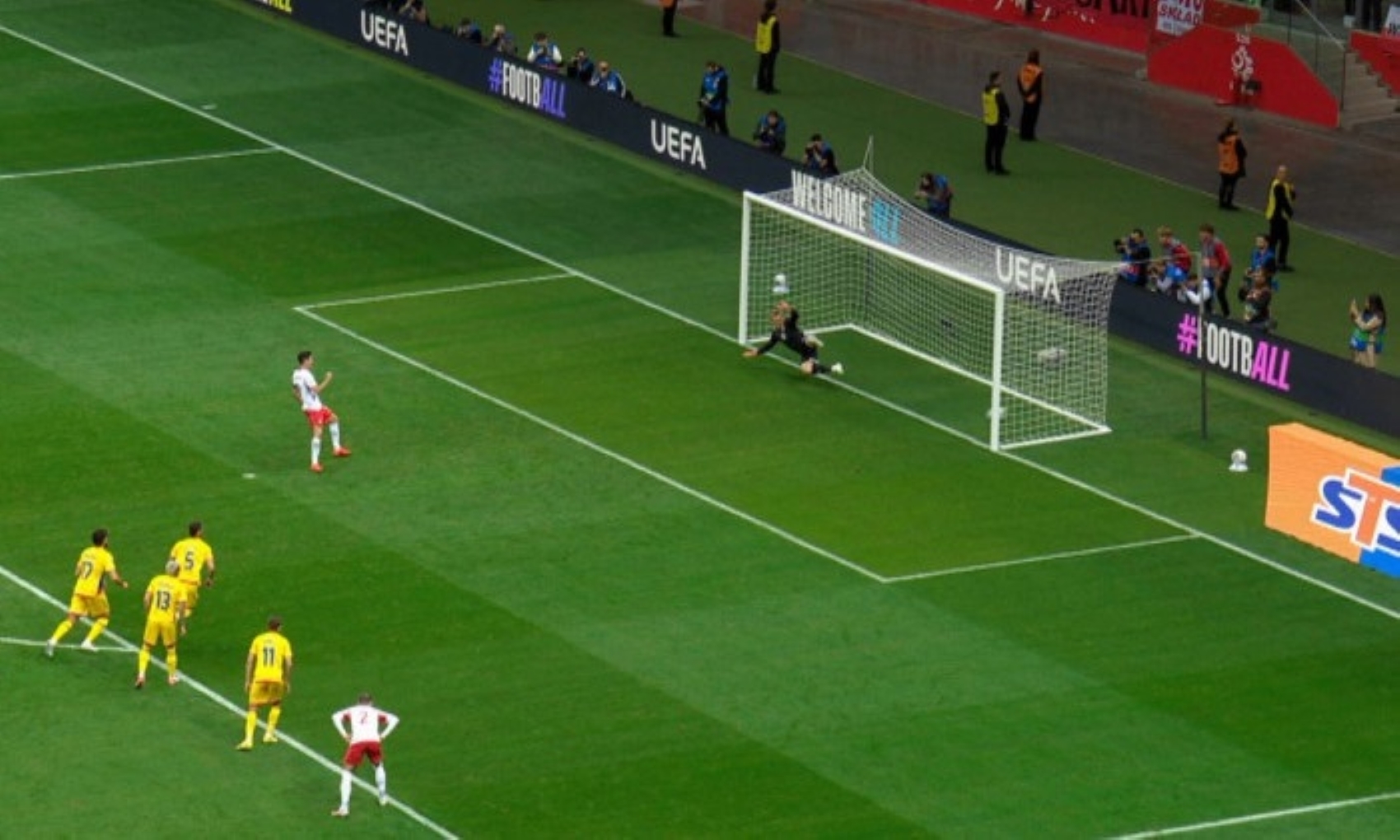 Gheorghe Hagi își asumă vina pentru înfrângerea de 0-6 a României în fața Poloniei