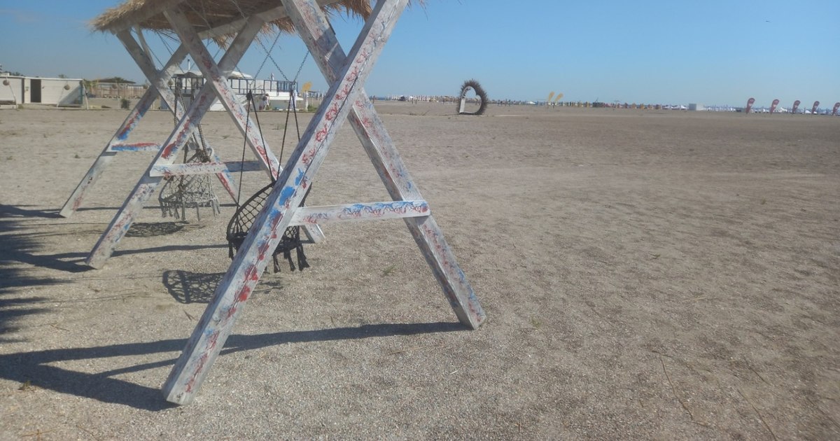 Mamaia, de la Perla litoralului la ruine și kitsch: decăderea unei stațiuni emblematice