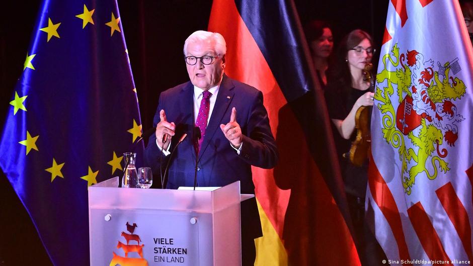 Steinmeier avertizează asupra amenințărilor la adresa democrației germane: „Democrația noastră nu este de vânzare”