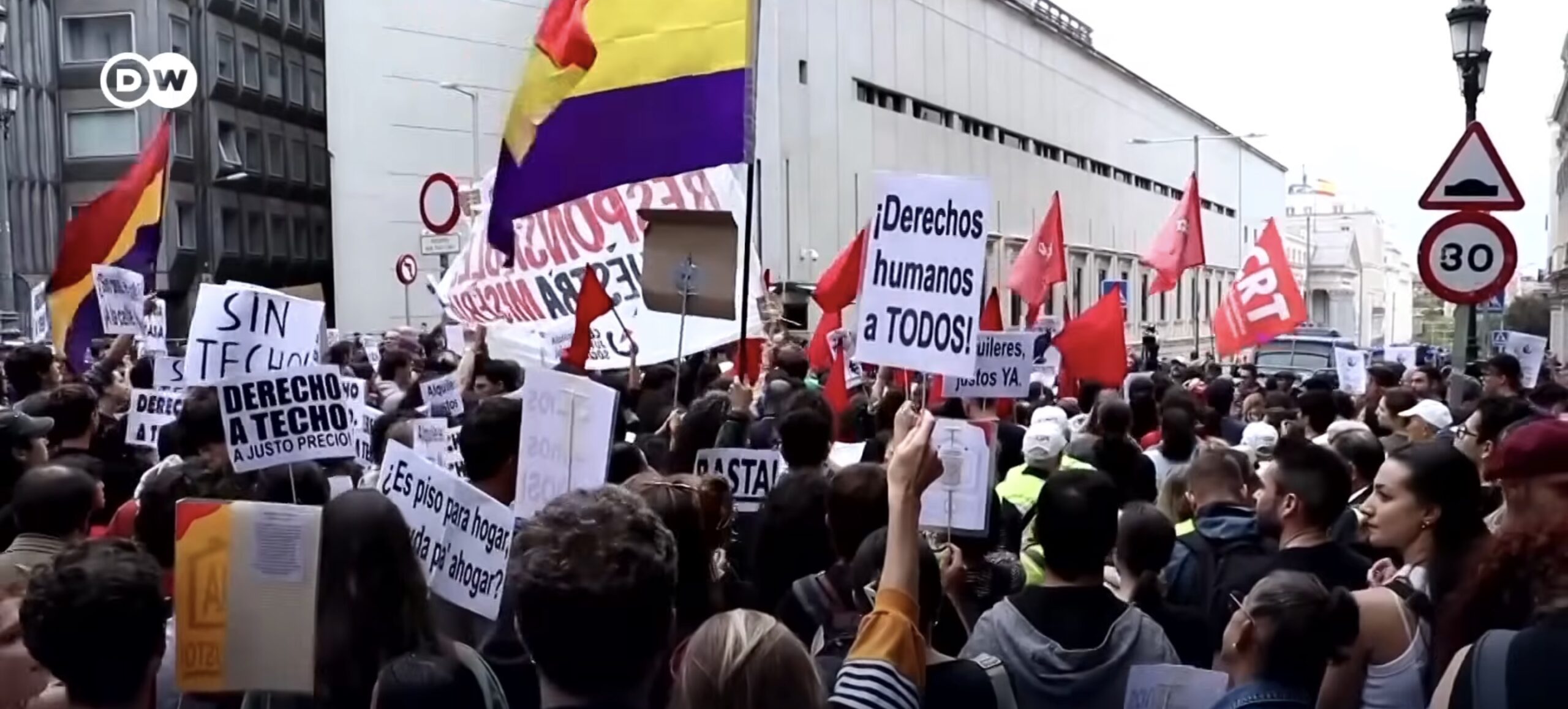 Proteste violente în Spania: mii de oameni au ieșit în stradă din cauza crizei locuințelor