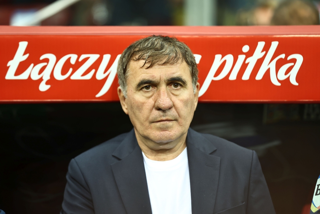 Probleme majore pentru lotul României: Radu Drăgușin și Virgil Ghiță lipsesc de la meciul cu Suedia