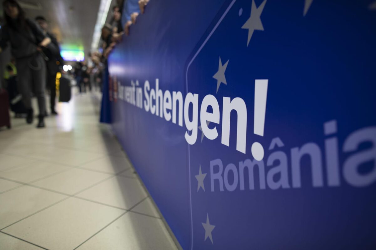 Operațiuni coordonate de poliție: Aproape 600 de persoane semnalate în Sistemul Informatic Schengen au fost depistate