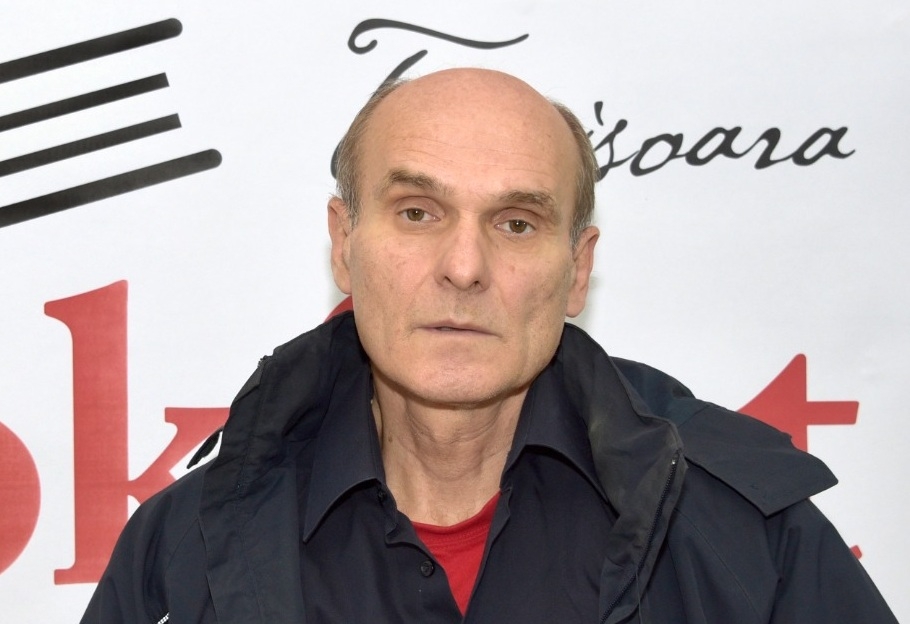 Protestatari pro-Georgescu au organizat un ritual de blestem împotriva lui Cristian Tudor Popescu