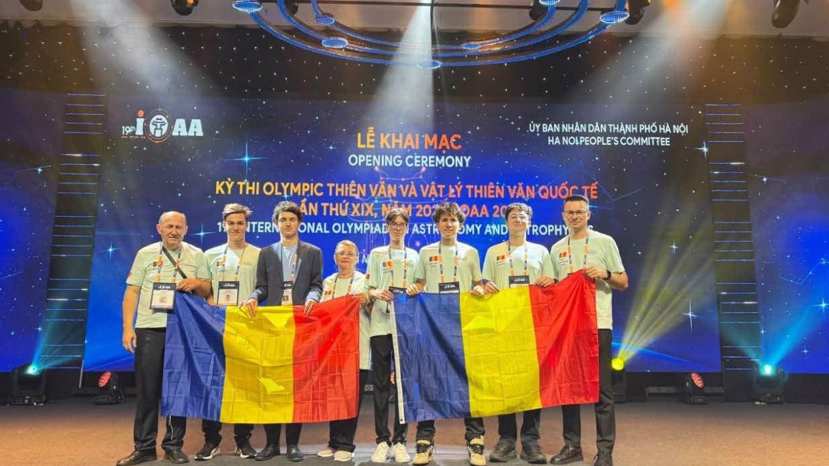 Elevii români au cucerit cinci medalii la Olimpiada Internațională de Astrofizică din Vietnam