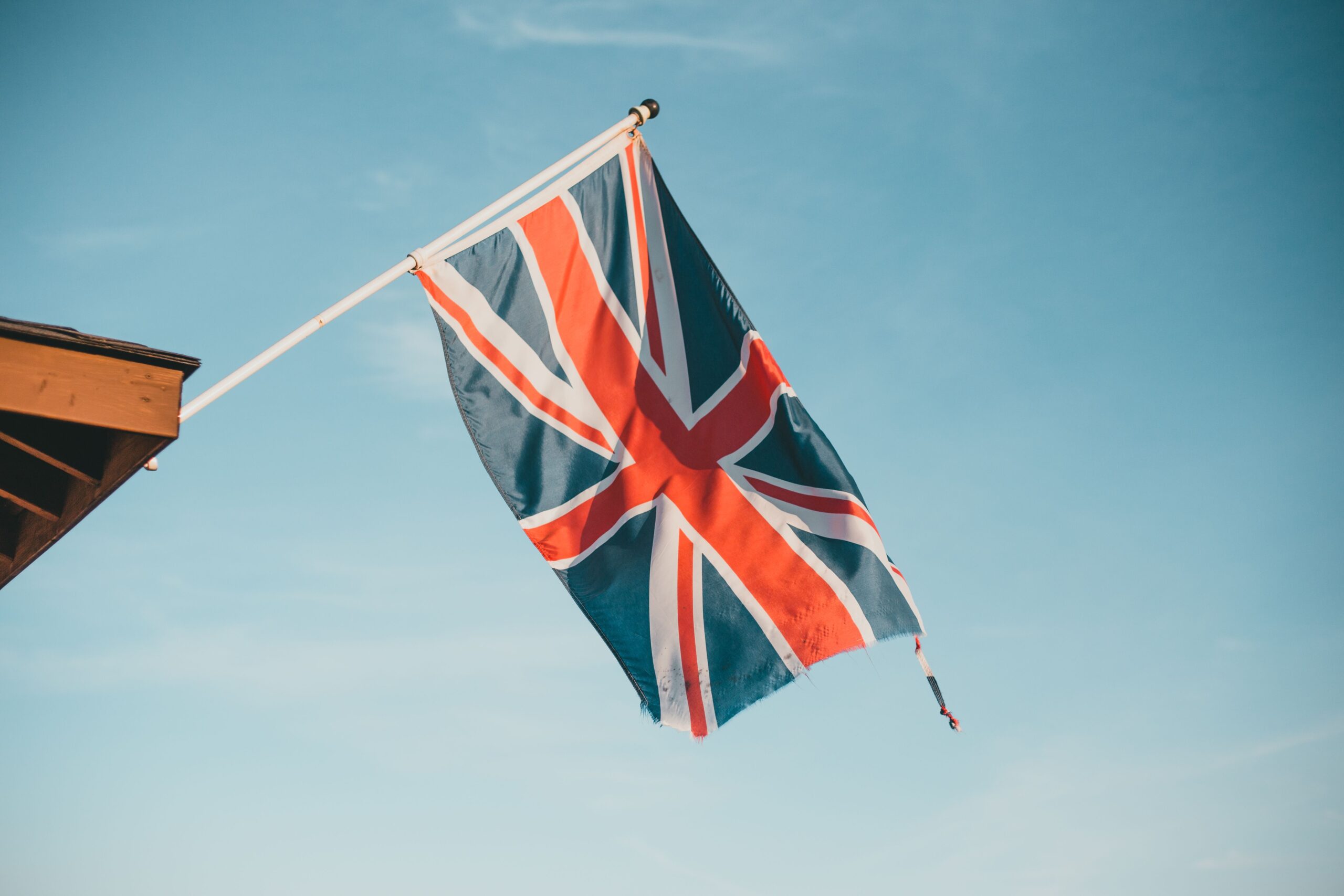 Partidul Verde din Marea Britanie a declarat sionismul o formă de rasism, provocând reacții internaționale