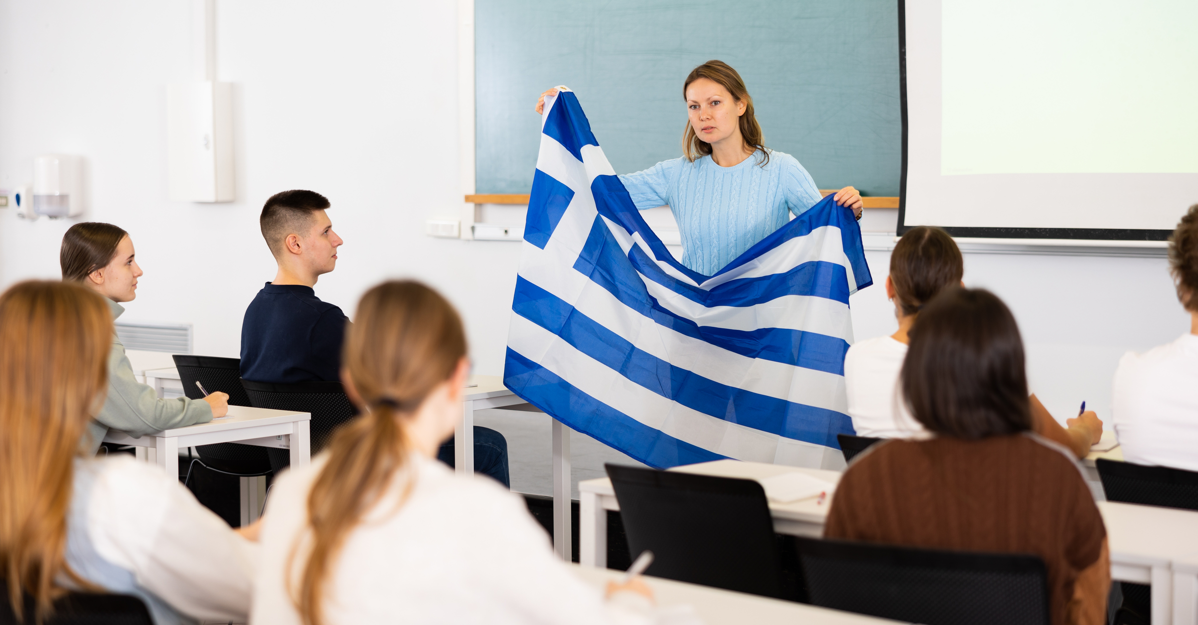 Declun demografic: Grecia închide școli, iar România resimte presiunea scăderii numărului de copii