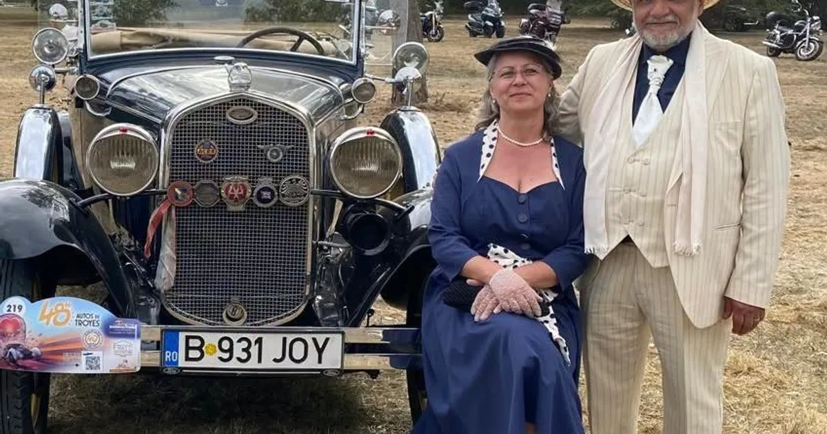 Un român a câștigat premiul publicului la concursul de eleganță de la Troyes cu un Ford A Roadster