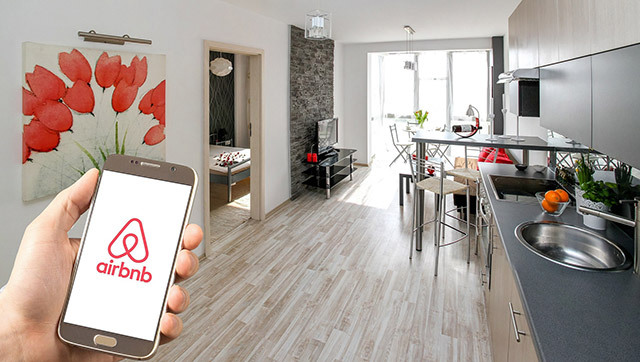 Peste 4,5 milioane de înnoptări în locații de tip Airbnb din România în prima jumătate a anului