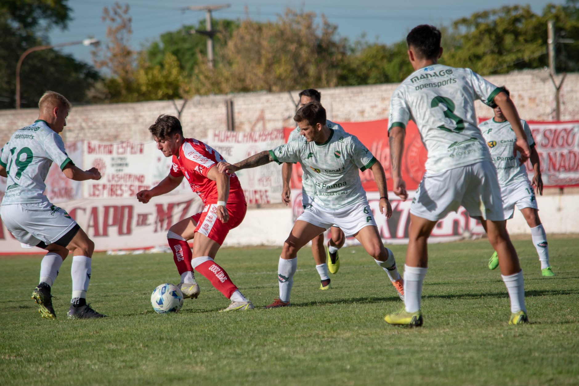 România se află pe ultimul loc în Grupa B4 a Ligii Națiunilor după patru înfrângeri consecutive