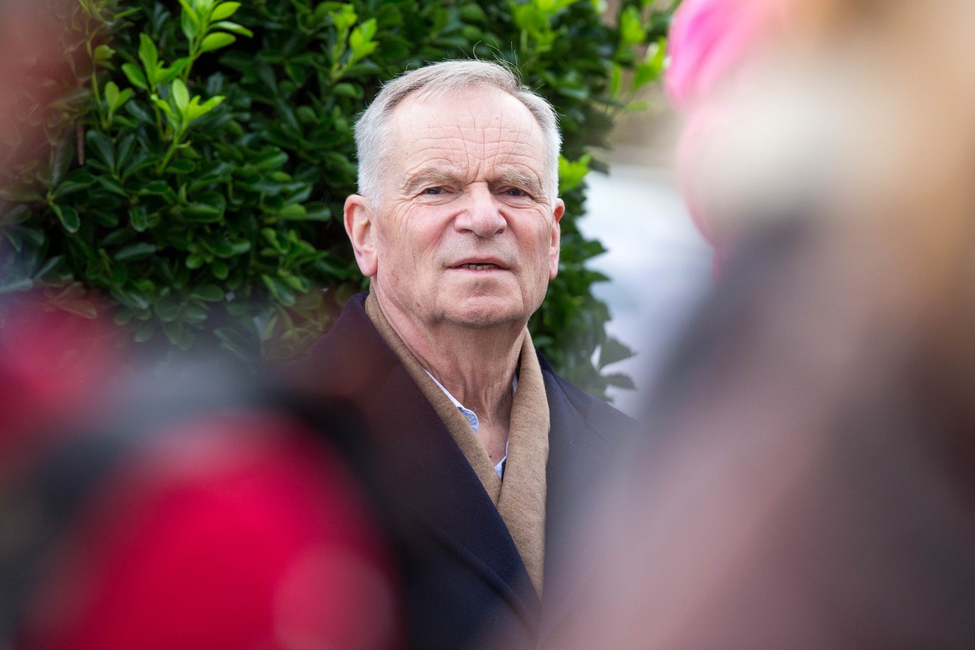 A murit Jeffrey Archer, scriitorul de succes și fostul politician britanic, la vârsta de 86 de ani
