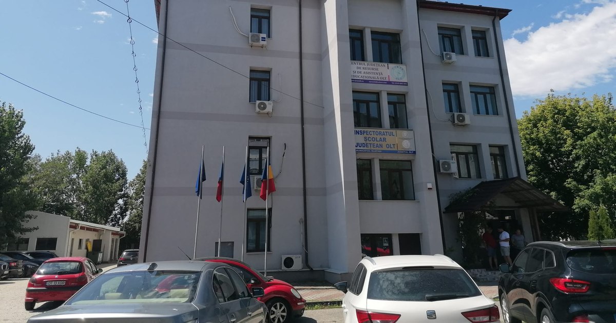 Mii de posturi de conducere în școli rămân neocupate: lipsesc candidații pentru directorii din România