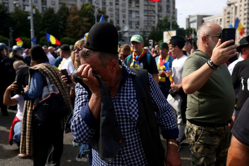 Violențe în Piața Victoriei: 24 de persoane rănite și 27 de reținuți în cadrul protestului fermierilor și ciobanilor