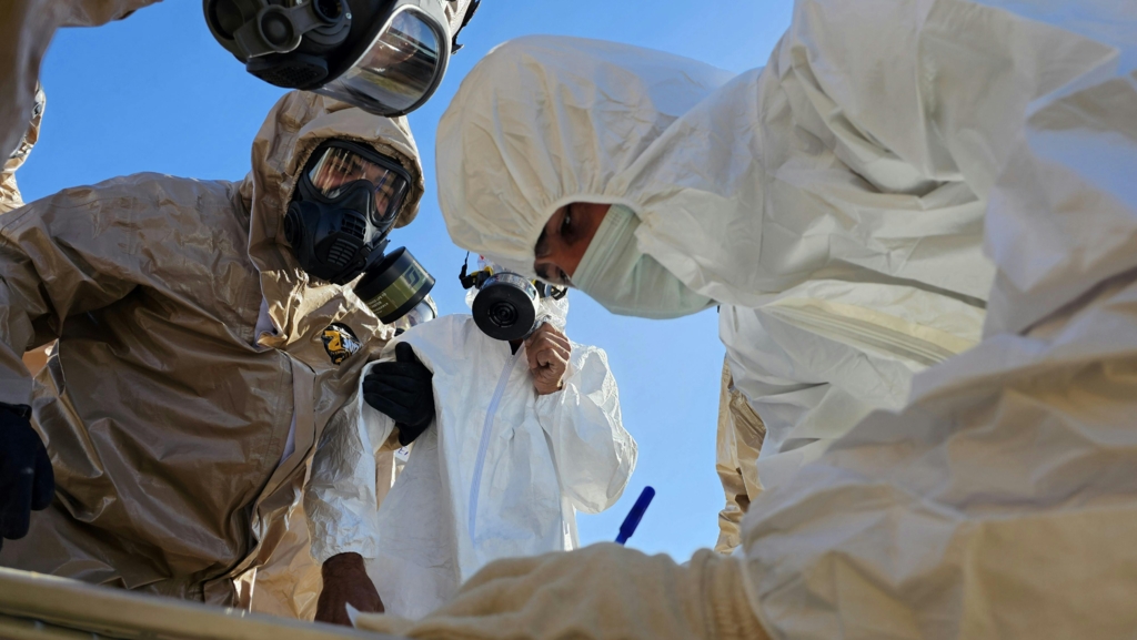 Primul caz de Ebola confirmat în Kenya: un pacient a murit după ce a călătorit din Congo prin Uganda