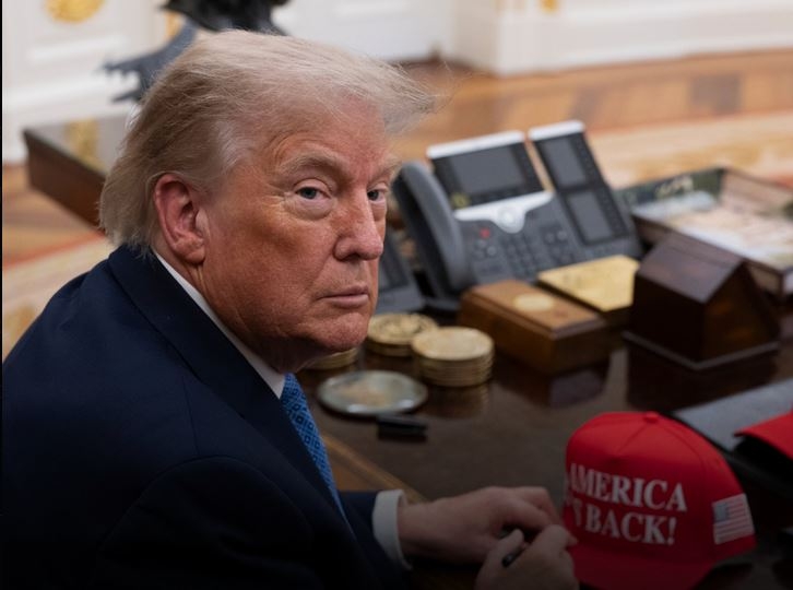 Donald Trump îi atacă dur pe judecătorii Curții Supreme după decizia privind votul prin poștă