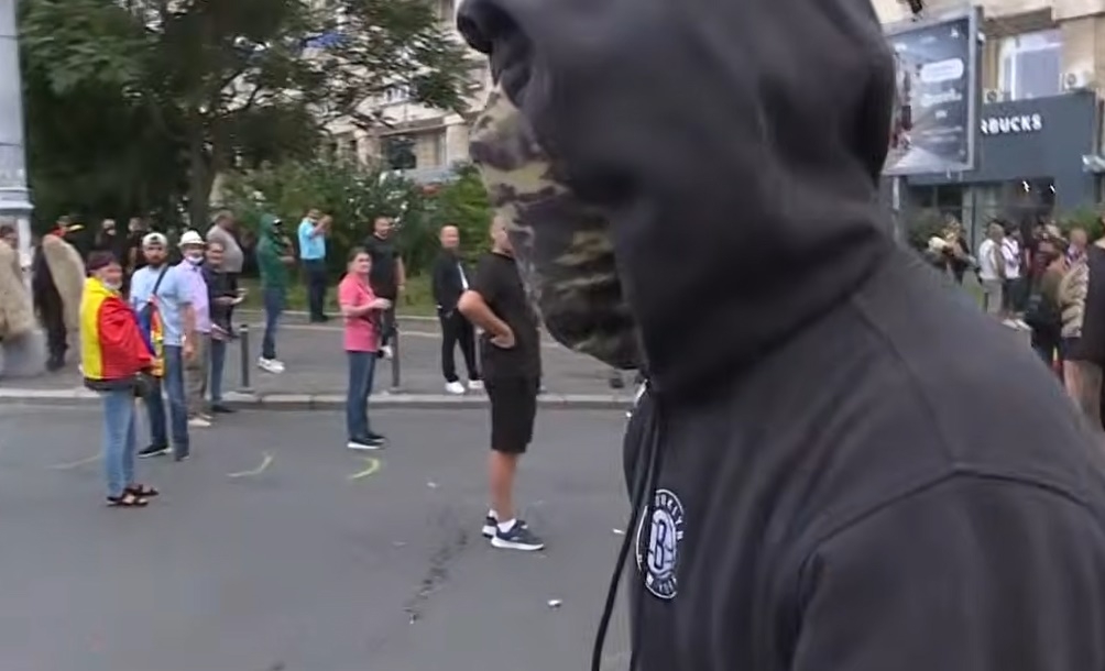 Jurnalista Ioana Moldoveanu a fost agresată în timpul protestului din Piața Victoriei