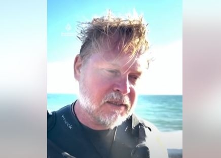 Exploratorul Karl Bushby s-a întors în Marea Britanie după o călătorie de 28 de ani în jurul lumii