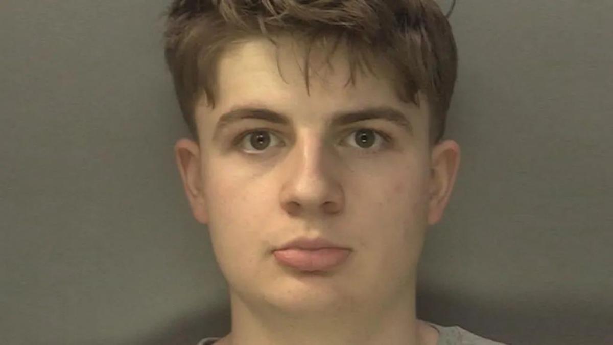 Româncă ucisă în Marea Britanie într-o „cameră a morții” pregătită de un student obsedat de serialul Dexter