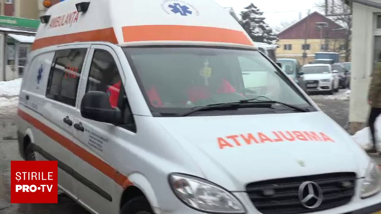 Serviciile de ambulanță de la limită: 17 județe au probleme cu bugetul pentru septembrie