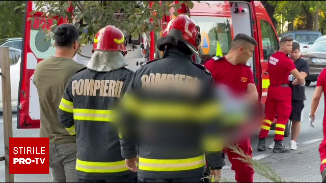 Accident rutier în Timișoara: o femeie însărcinată a fost rănită după ce mașina soțului ei s-a izbit de un alt autoturism
