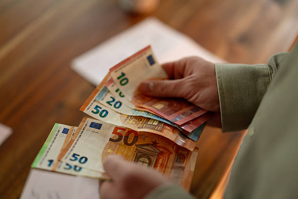 Când se prescrie o datorie: reguli despre termenele de plată, taxe și amenzi
