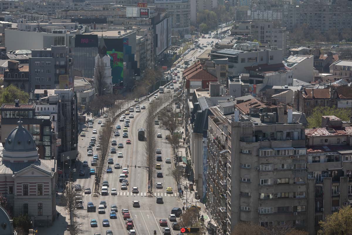 Reguli noi pentru camioane în București: amenzile pentru transportatorii fără autorizație cresc la 10.000 de lei