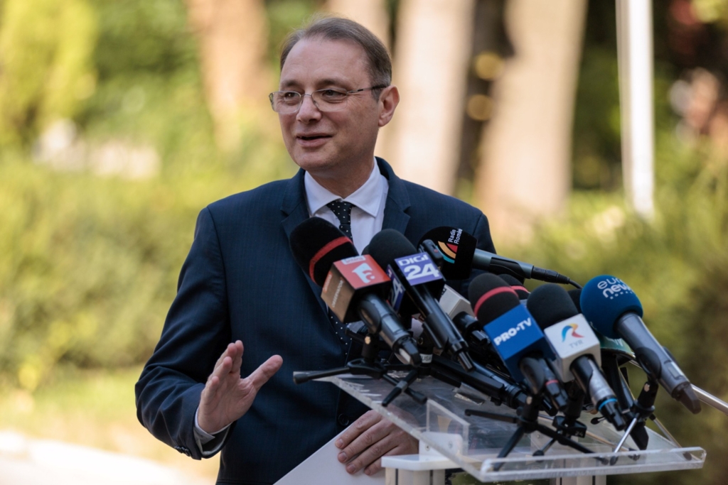 Viitorul pensiilor în 2027 este subiectul negocierilor politice conduse de Luca Niculescu