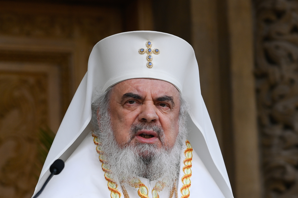 Patriarhia Română se opune proiectului de lege care înlocuiește închiderea cu amenzi pentru deținerea de droguri