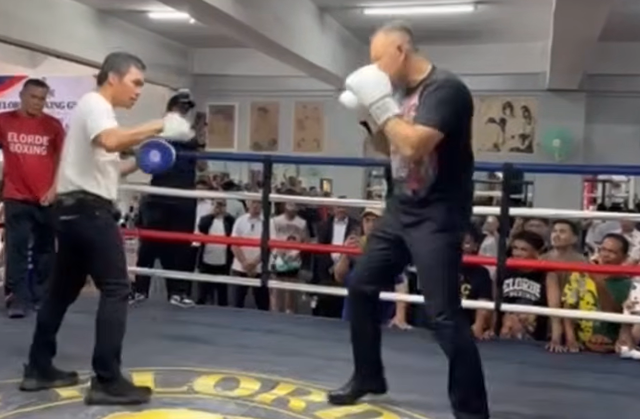 Președintele Poloniei, Karol Nawrocki, a boxat alături de legenda Manny Pacquiao în Filipine