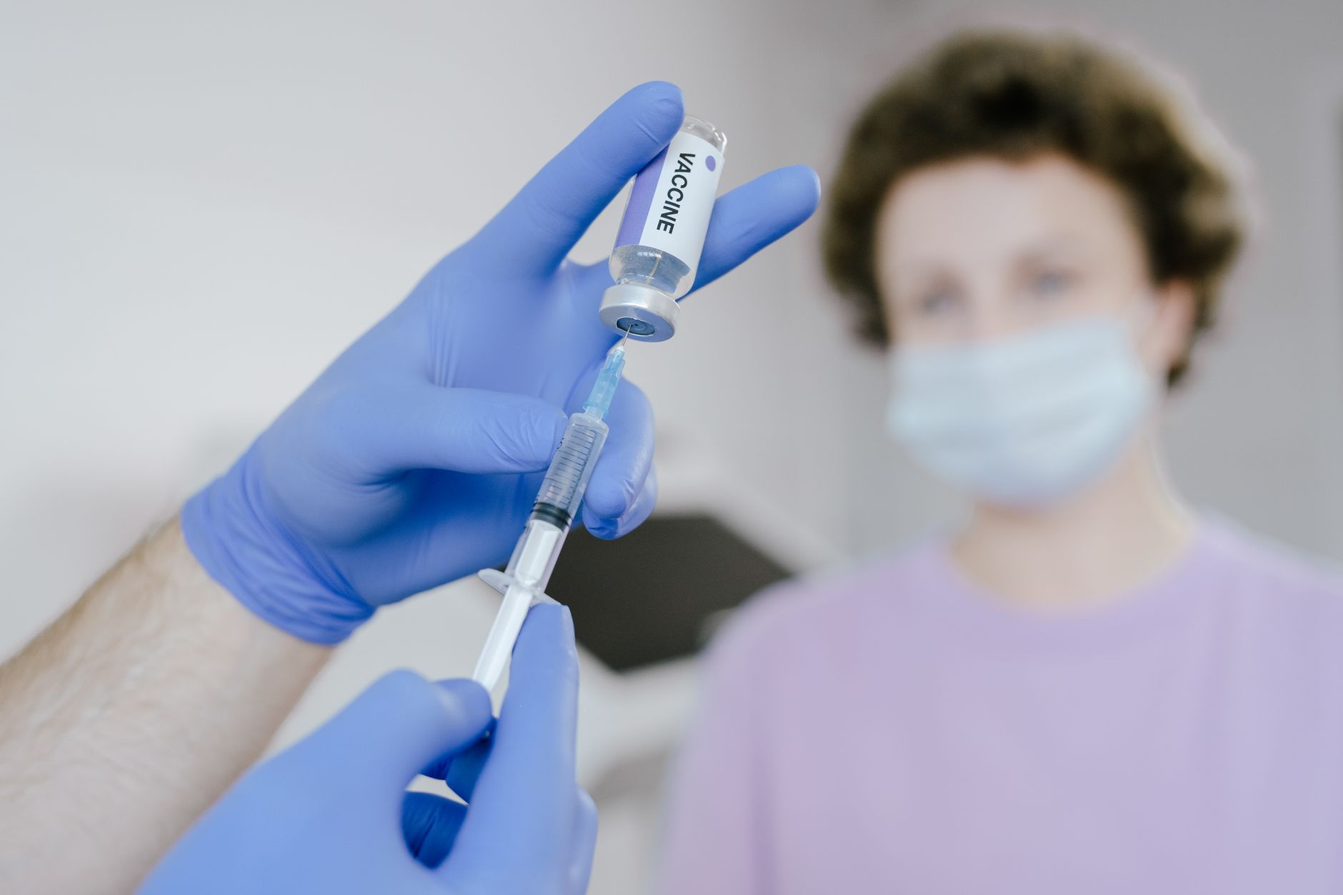 Ministerul Sănătății reîncepe livrarea vaccinului BCG în România. Sunt pregătite 100.000 de doze
