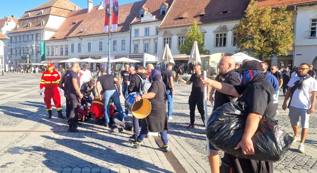 Violente în centrul Sibiului: fanii Timișoarei și ai Stelei au provocat haos și amenințări la jandarmi